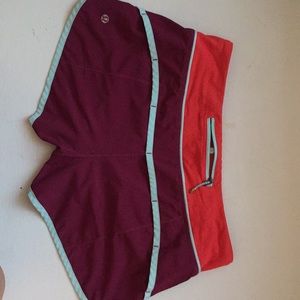 Lululemon ‘Speed Up’ shorts.